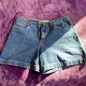 Faded Glory stretch shorts size 12 from smoke free home
